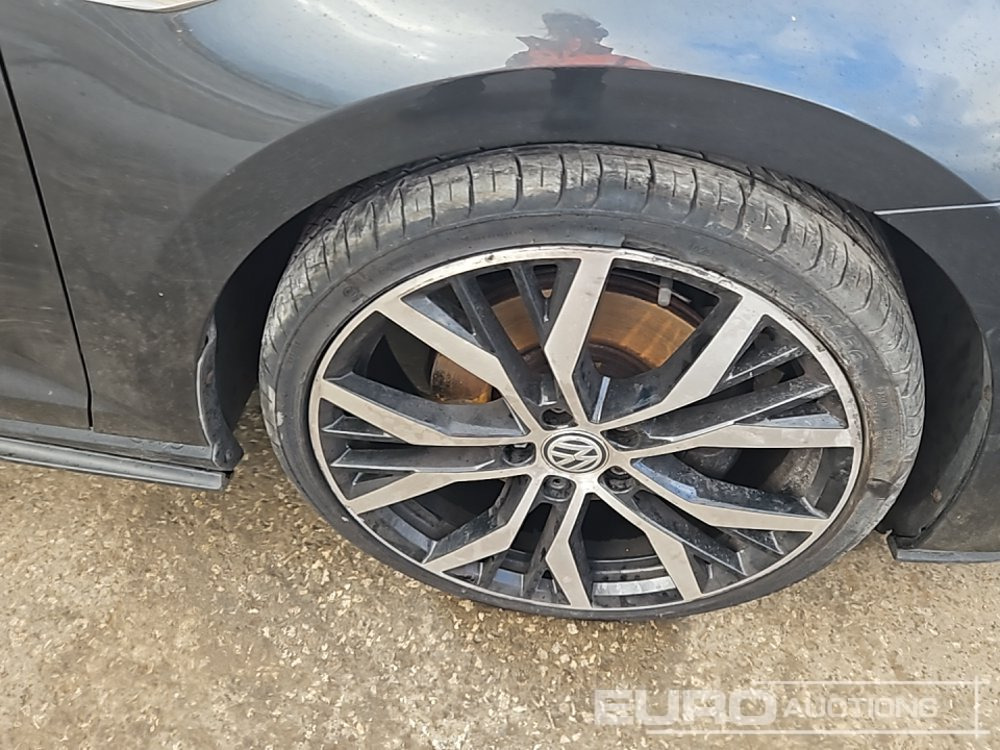 Lengvasis automobilis Volkswagen Golf: foto 12