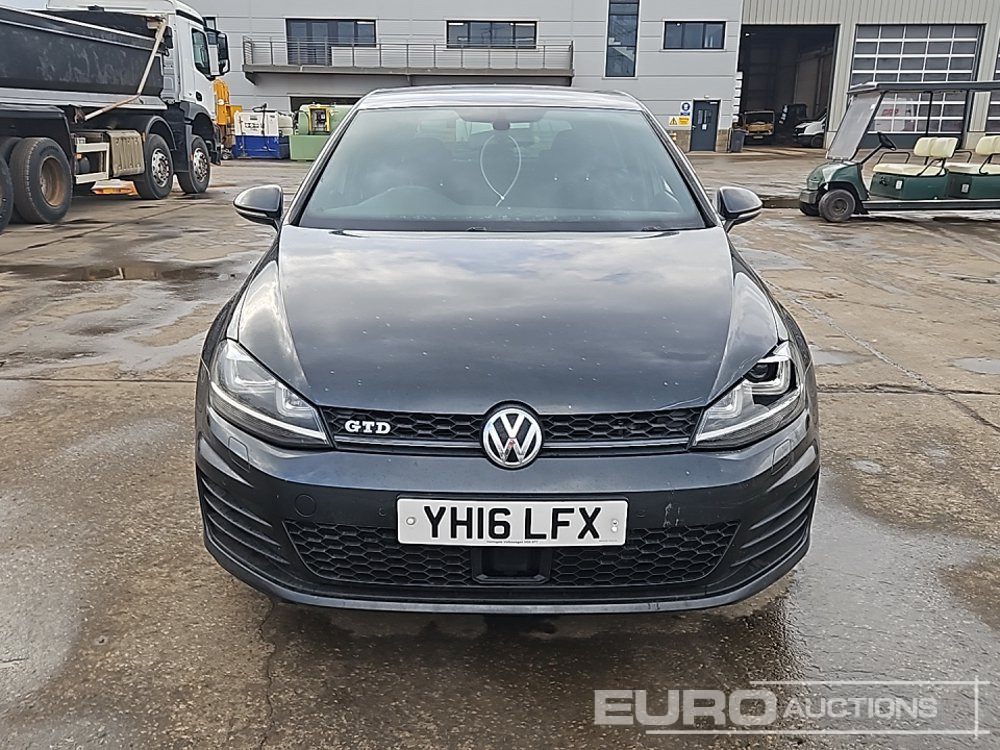 Lengvasis automobilis Volkswagen Golf: foto 8