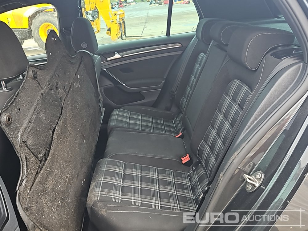 Lengvasis automobilis Volkswagen Golf: foto 20