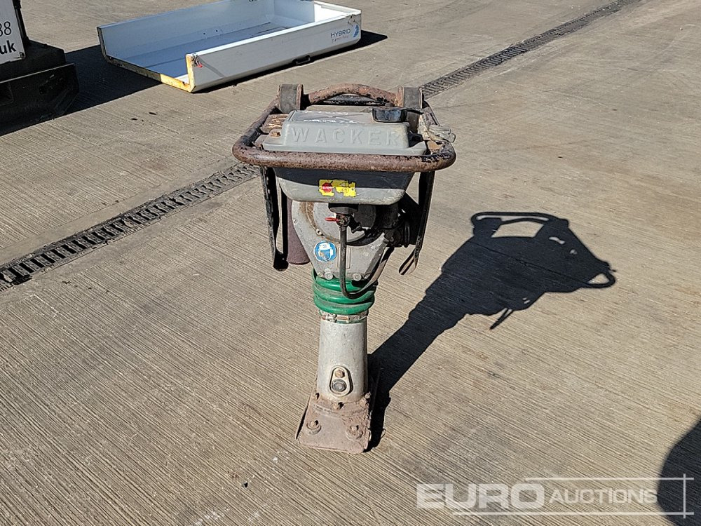 Wacker Petrol Trench Compector - Asfalto mašina: foto 4 Wacker Petrol Trench Compector - Asfalto mašina: foto 4
