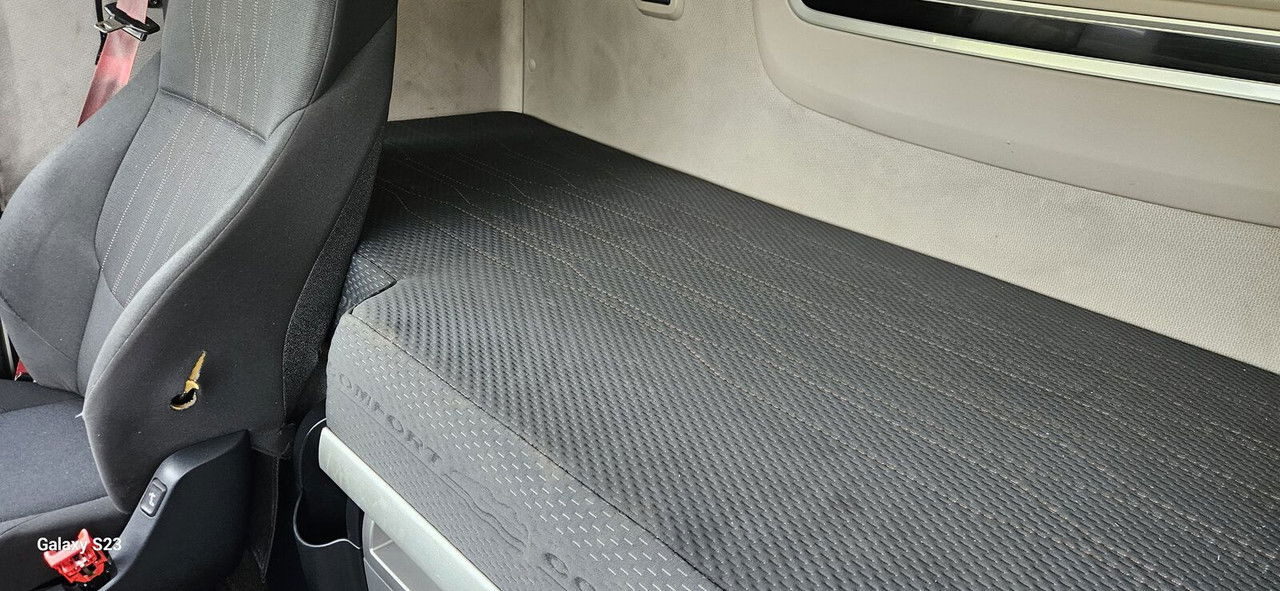 DAF XF 106.480 - Vilkikas: foto 4 DAF XF 106.480 - Vilkikas: foto 4