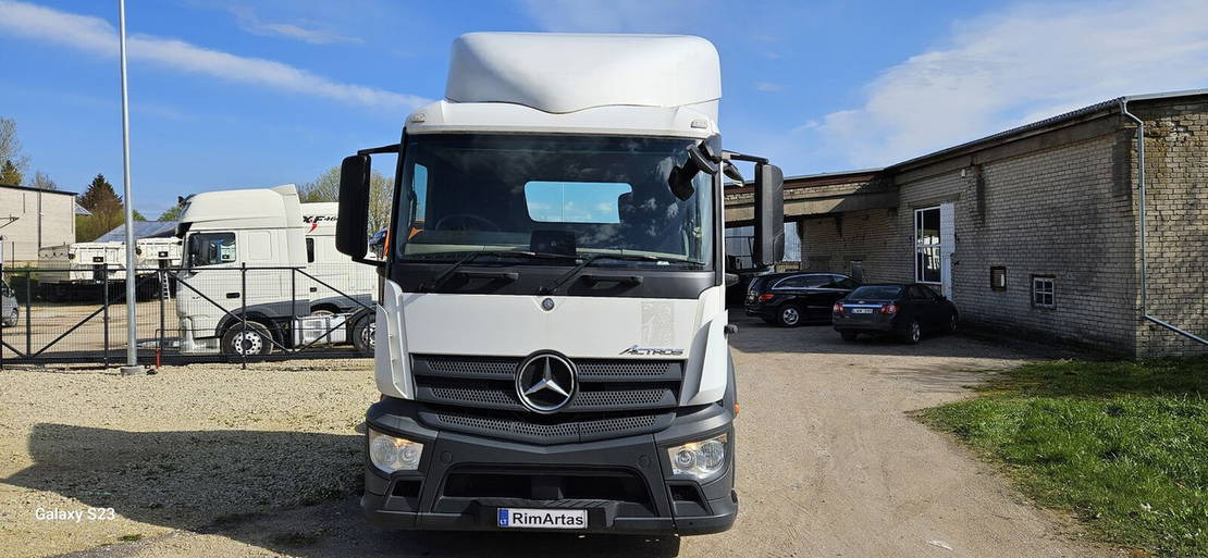 Mercedes-Benz Actros 2540 - Vilkikas: foto 5 Mercedes-Benz Actros 2540 - Vilkikas: foto 5