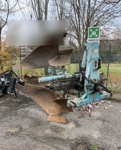 Aratro usato Nuova Comas - Plūgas: foto 4 Aratro usato Nuova Comas - Plūgas: foto 4