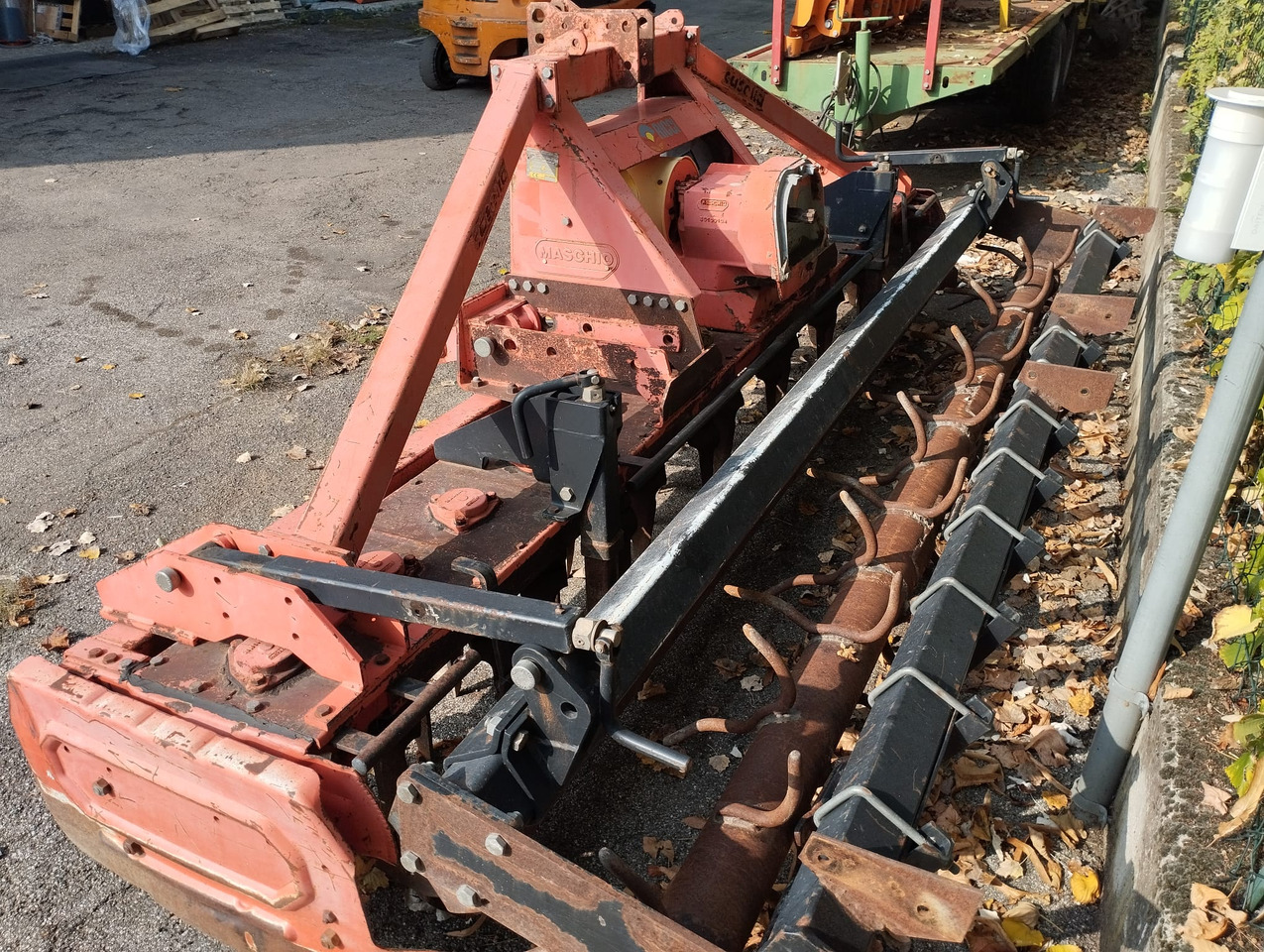 Maschio erpice rotante usato Dominator 3,5m - Žemės dirbimo freza: foto 2 Maschio erpice rotante usato Dominator 3,5m - Žemės dirbimo freza: foto 2
