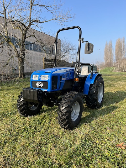 Trattore nuovo BCS VIVID DTC 35 RS - Mini traktorius: foto 1 Trattore nuovo BCS VIVID DTC 35 RS - Mini traktorius: foto 1