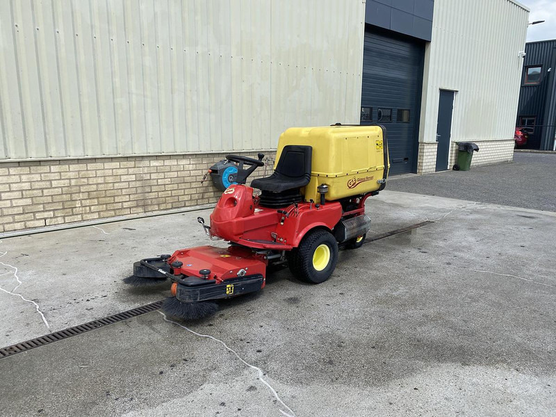 Gianni ferrari PG180, veegmachine - Gatvių šlavimo mašina: foto 2 Gianni ferrari PG180, veegmachine - Gatvių šlavimo mašina: foto 2