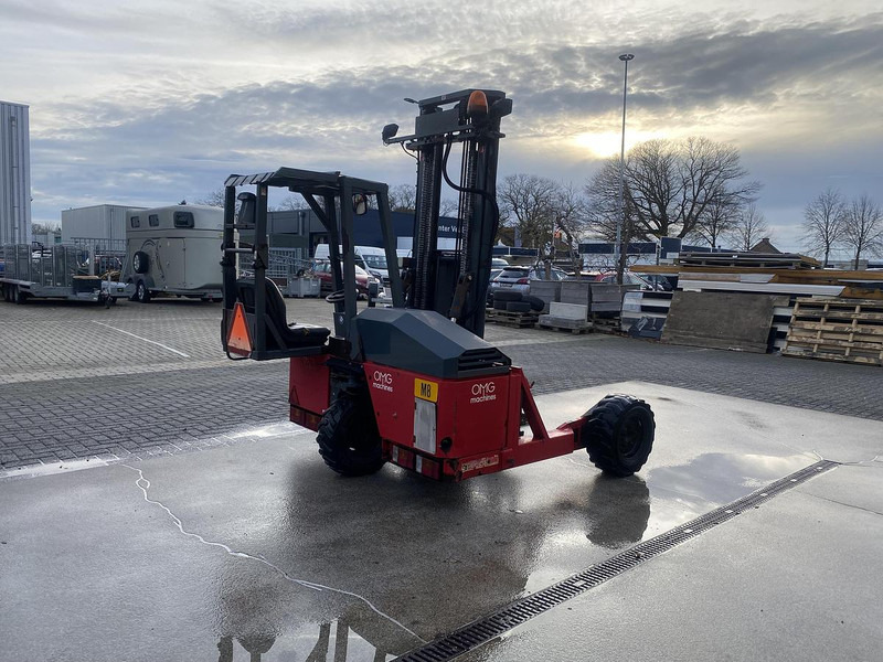 Moffett M4 25.3 / Kooiaap - Montuojamas prie sunkvežimio krautuvas: foto 5 Moffett M4 25.3 / Kooiaap - Montuojamas prie sunkvežimio krautuvas: foto 5