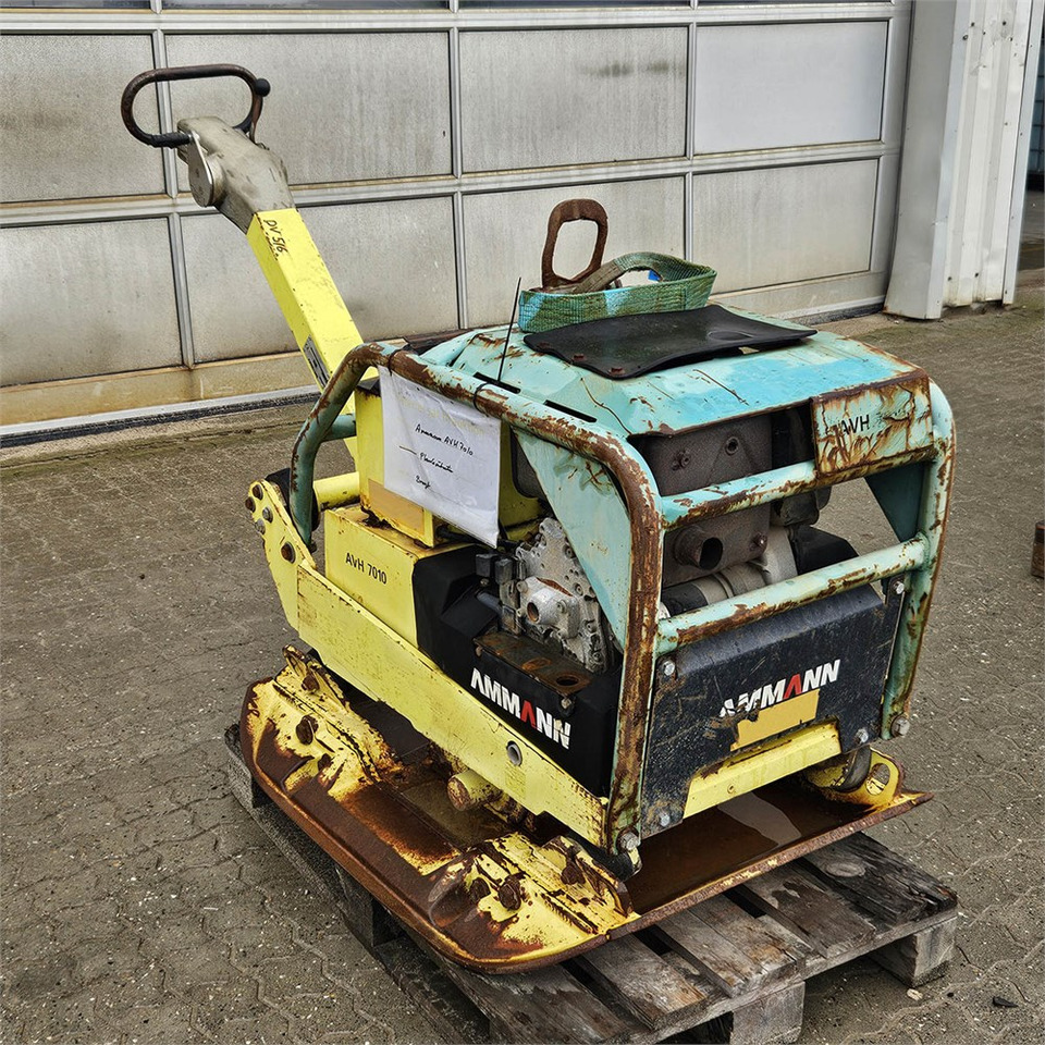 Ammann AVH 7010 - Tankinimo plokštė: foto 5 Ammann AVH 7010 - Tankinimo plokštė: foto 5