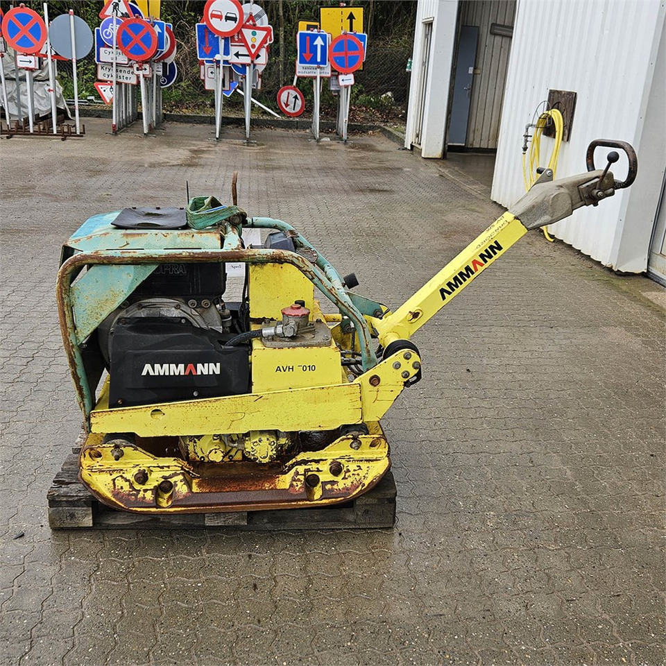 Ammann AVH 7010 - Tankinimo plokštė: foto 2 Ammann AVH 7010 - Tankinimo plokštė: foto 2