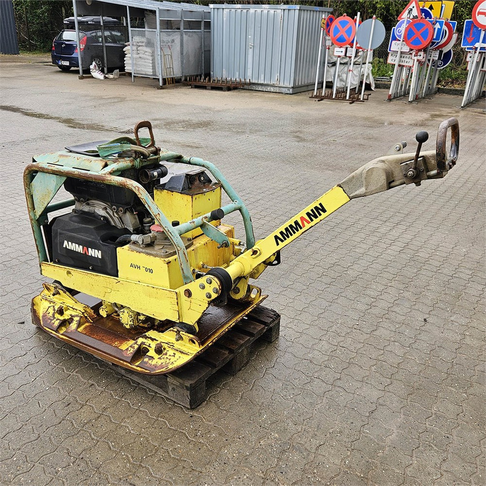 Ammann AVH 7010 - Tankinimo plokštė: foto 1 Ammann AVH 7010 - Tankinimo plokštė: foto 1