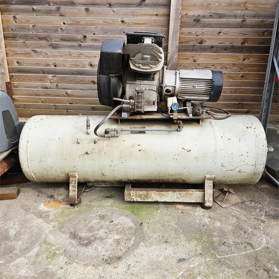Atlas Copco Compressor - Oro kompresorius: foto 2 Atlas Copco Compressor - Oro kompresorius: foto 2