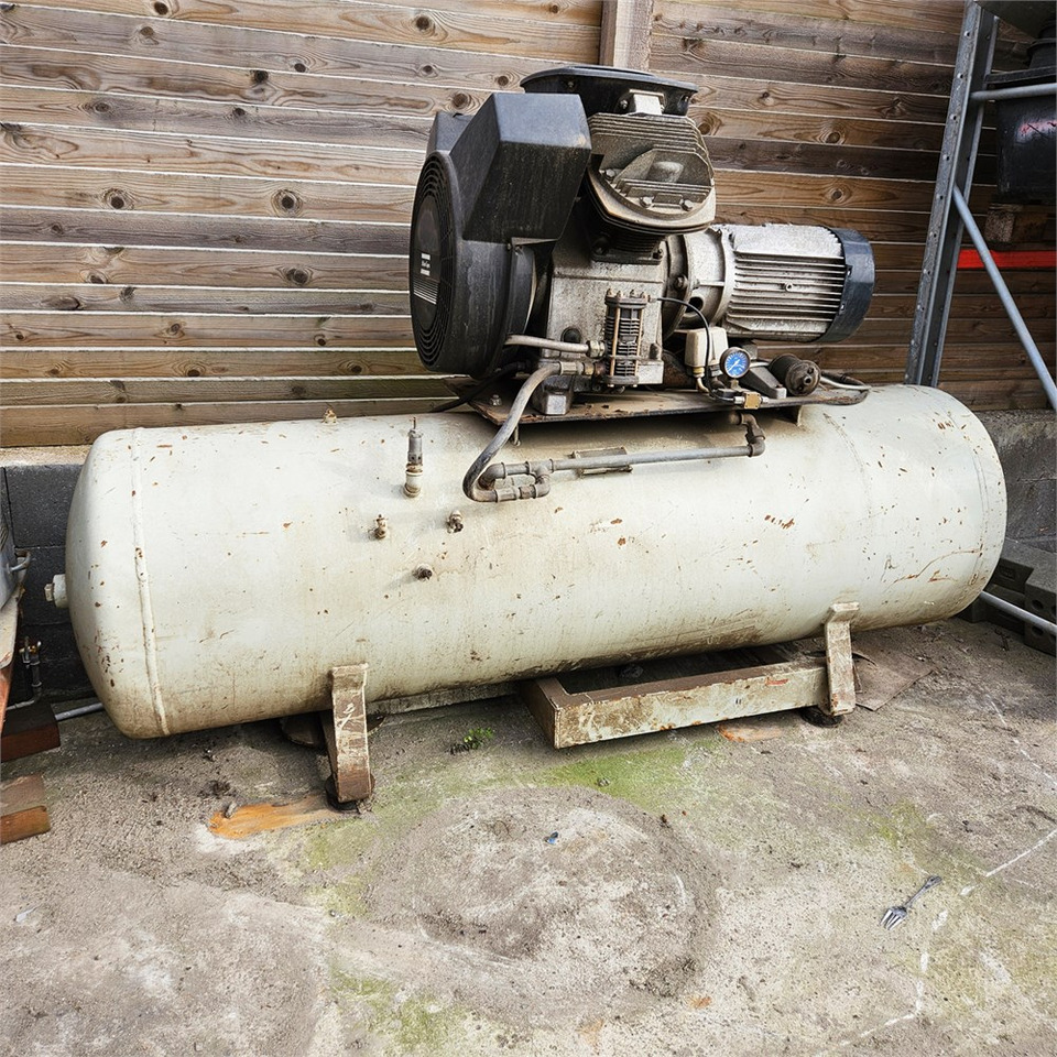 Atlas Copco Compressor - Oro kompresorius: foto 1 Atlas Copco Compressor - Oro kompresorius: foto 1