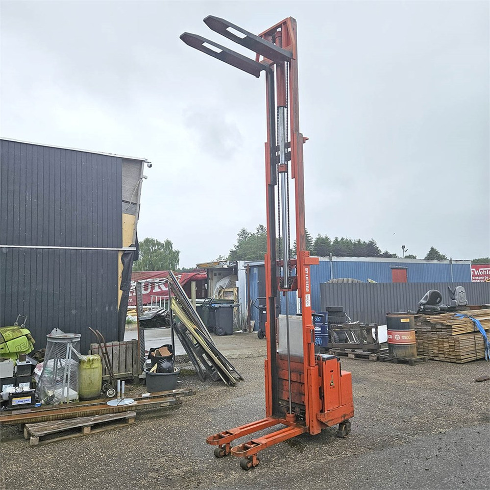 BT LSF 1250E - Padėklų krautuvas: foto 1 BT LSF 1250E - Padėklų krautuvas: foto 1