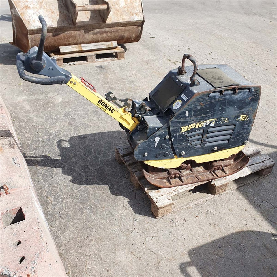 Bomag BRP 60/65 - Tankinimo plokštė: foto 2 Bomag BRP 60/65 - Tankinimo plokštė: foto 2