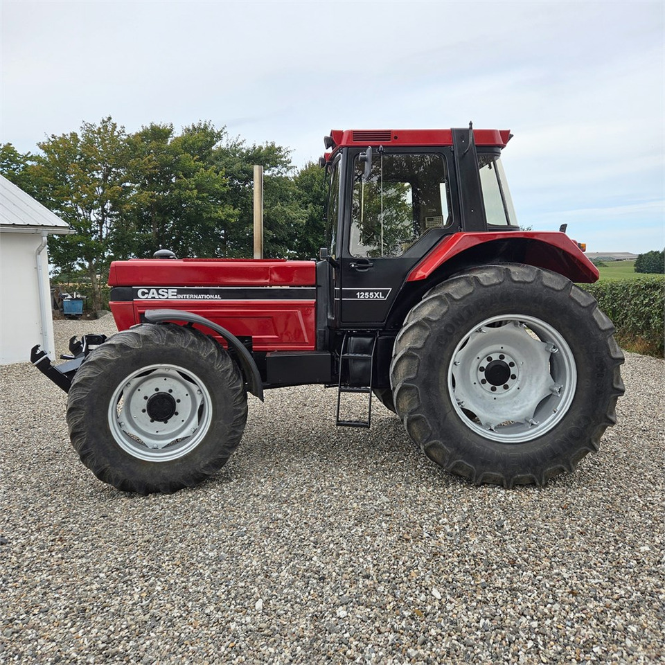 CASE IH 1255XL - Traktorius: foto 5 CASE IH 1255XL - Traktorius: foto 5