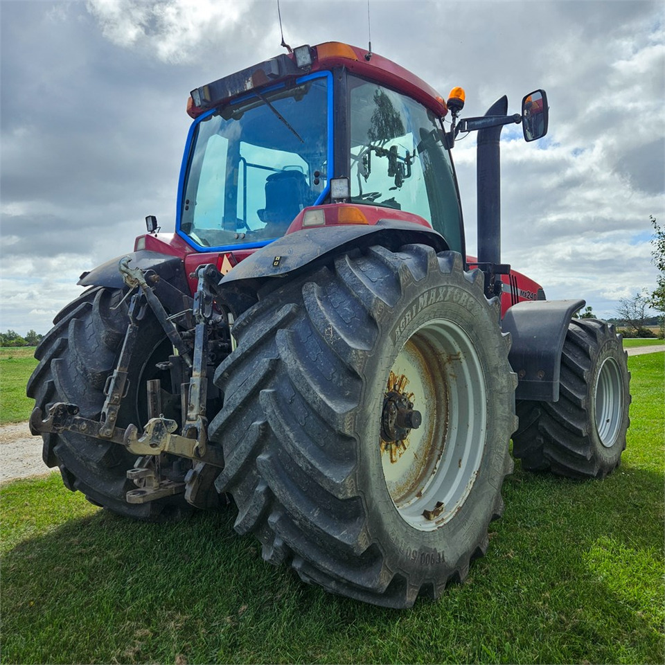 Case MX240 Magnum - Traktorius: foto 5 Case MX240 Magnum - Traktorius: foto 5