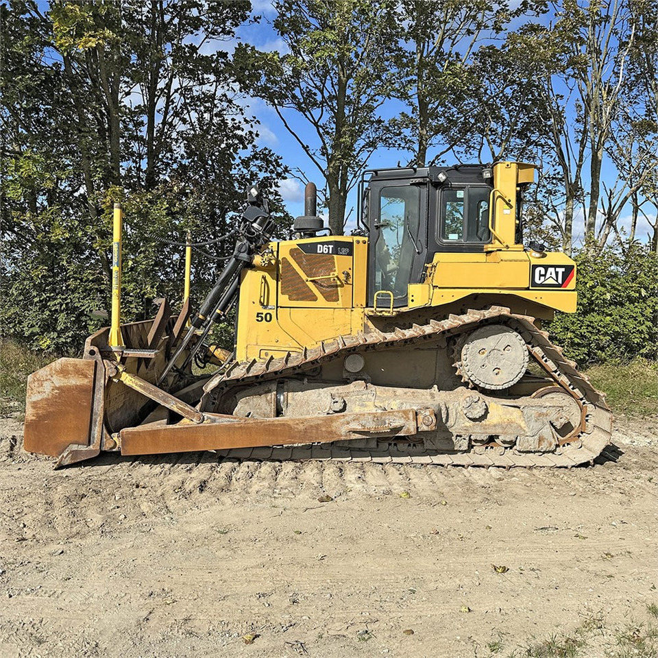 Caterpillar D6T LGP - Buldozeris: foto 3 Caterpillar D6T LGP - Buldozeris: foto 3