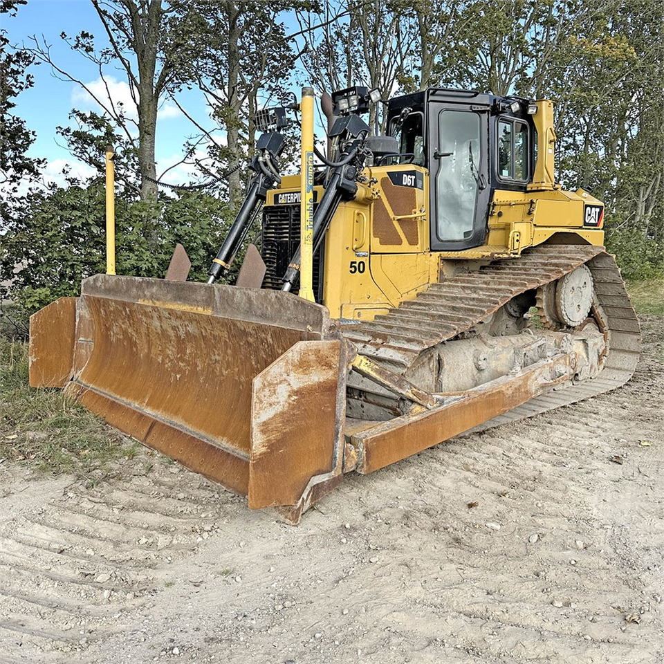 Caterpillar D6T LGP - Buldozeris: foto 4 Caterpillar D6T LGP - Buldozeris: foto 4
