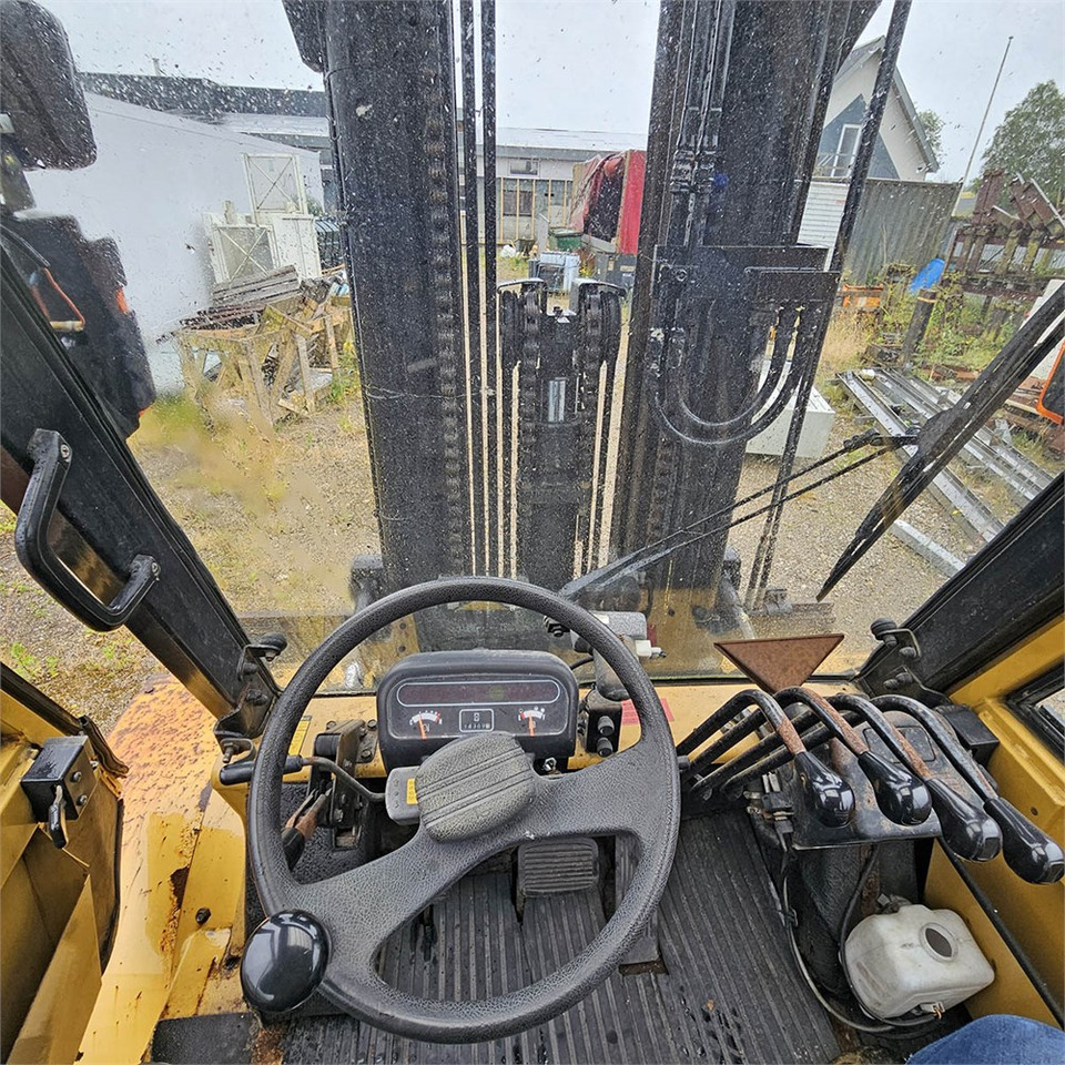 Šakinis krautuvas Caterpillar DP45: foto 13 Šakinis krautuvas Caterpillar DP45: foto 13