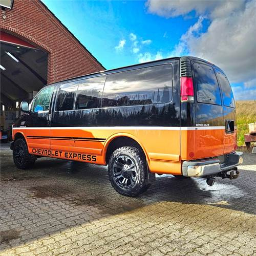 Chevrolet Express Van 2500 - Keleivinis furgonas: foto 4 Chevrolet Express Van 2500 - Keleivinis furgonas: foto 4