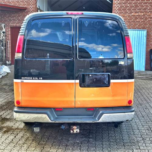 Chevrolet Express Van 2500 - Keleivinis furgonas: foto 5 Chevrolet Express Van 2500 - Keleivinis furgonas: foto 5