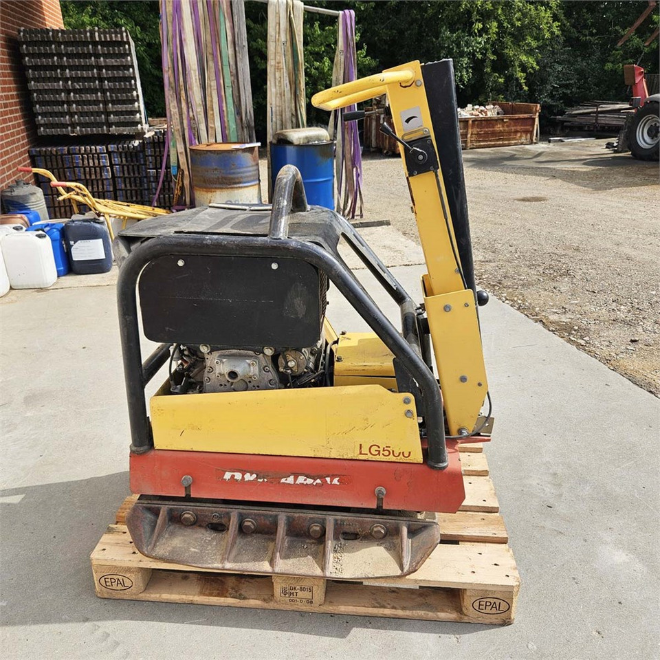 Dynapac LG500 - Tankinimo plokštė: foto 3 Dynapac LG500 - Tankinimo plokštė: foto 3