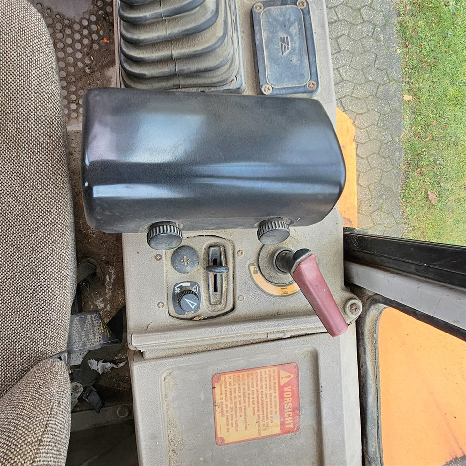 Ratinis krautuvas Fiat-Allis FR130: foto 17