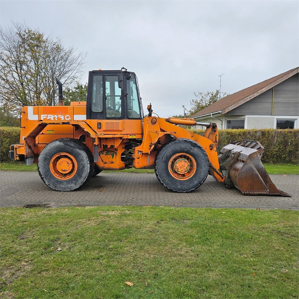 Fiat-Allis FR130 - Ratinis krautuvas: foto 3 Fiat-Allis FR130 - Ratinis krautuvas: foto 3