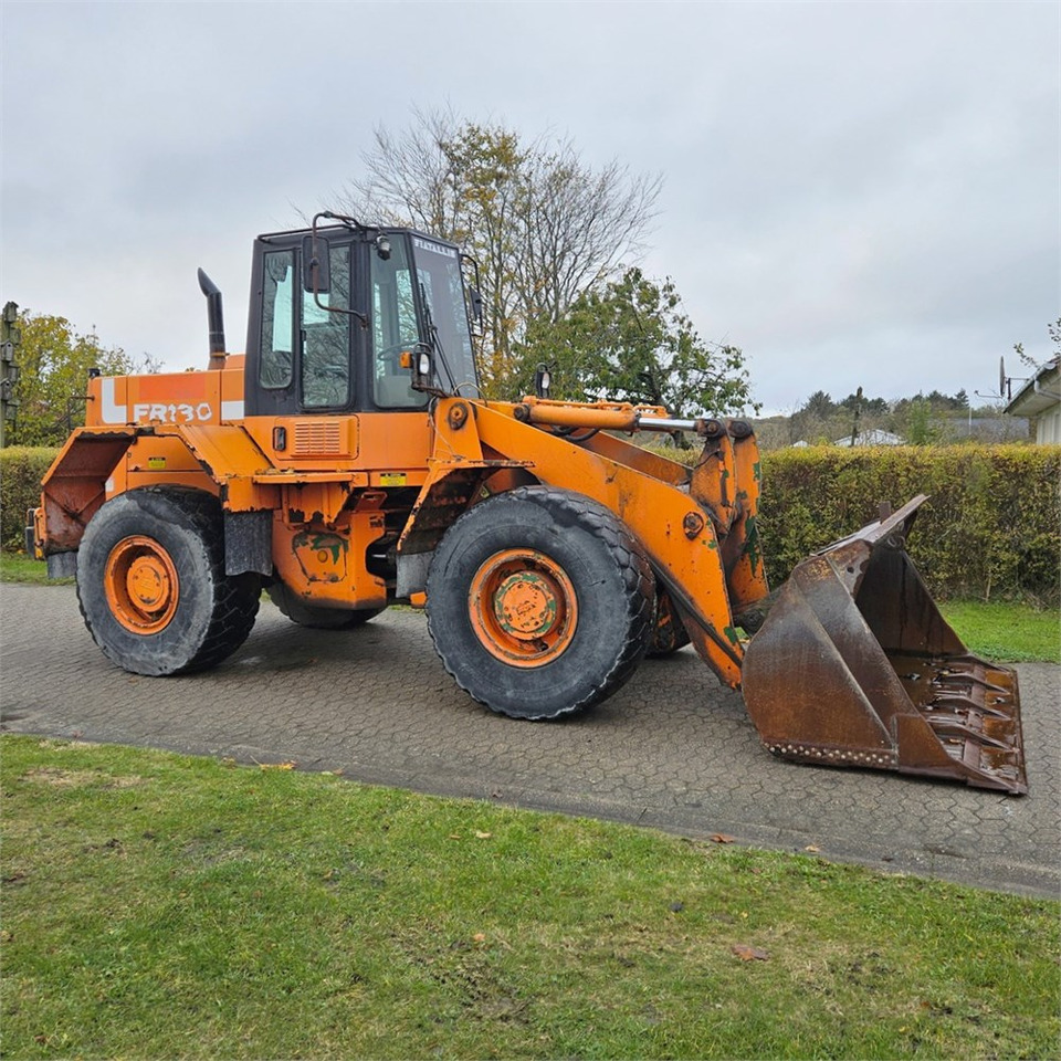 Fiat-Allis FR130 - Ratinis krautuvas: foto 1 Fiat-Allis FR130 - Ratinis krautuvas: foto 1