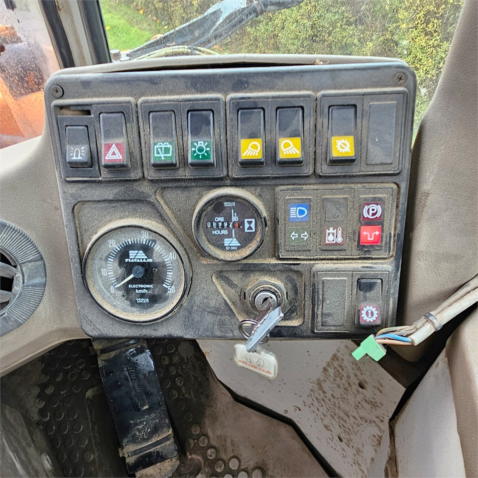 Ratinis krautuvas Fiat-Allis FR130: foto 19