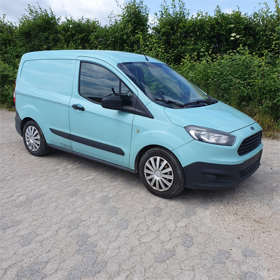 Ford Transit Courier - Mažas furgonas: foto 4 Ford Transit Courier - Mažas furgonas: foto 4