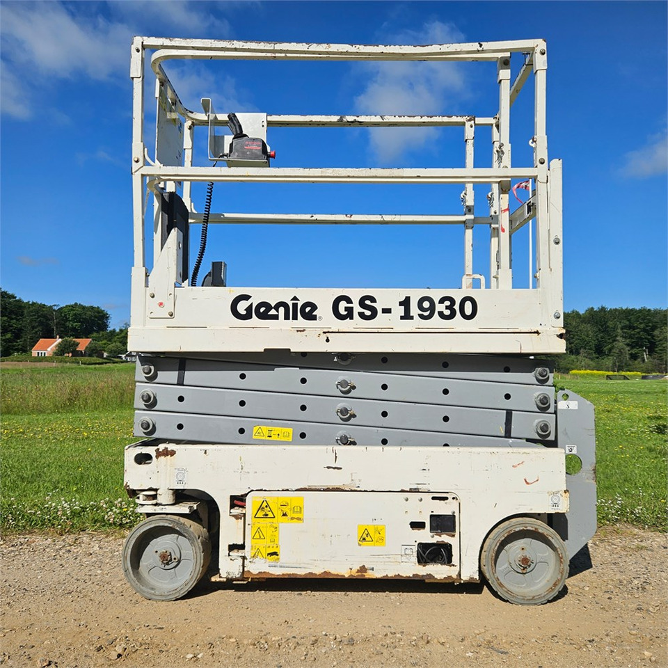 Genie GS 1930 - Žirklinis keltuvas: foto 2 Genie GS 1930 - Žirklinis keltuvas: foto 2