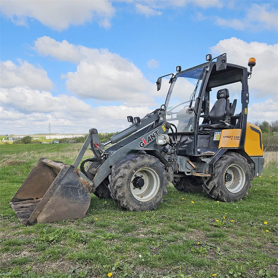 Giant V452T X-TRA HD - Ratinis krautuvas: foto 2 Giant V452T X-TRA HD - Ratinis krautuvas: foto 2
