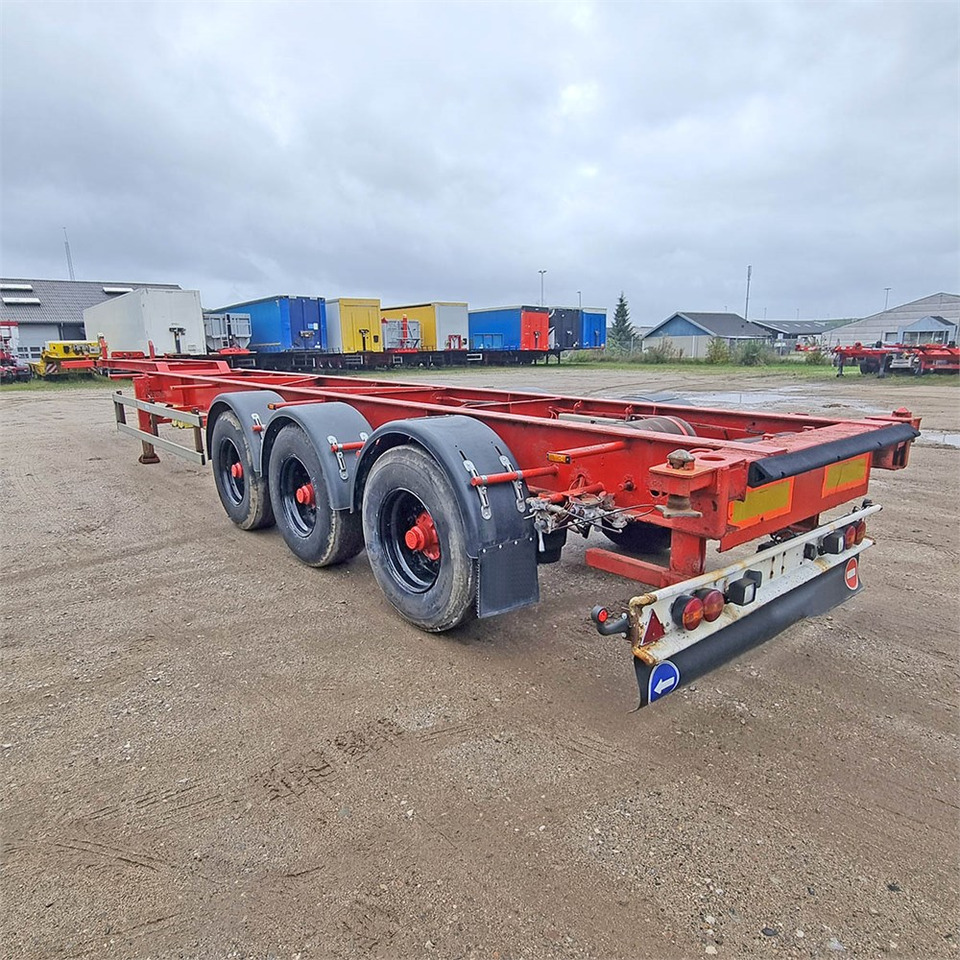 HFR Container chassis - Konteineris-vežimus/ Sukeisti kūną puspriekabė: foto 3 HFR Container chassis - Konteineris-vežimus/ Sukeisti kūną puspriekabė: foto 3