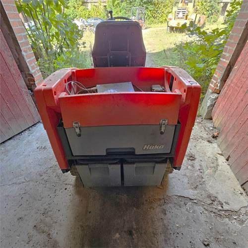 Hako 980 E - Grindų šlavimo mašina: foto 4 Hako 980 E - Grindų šlavimo mašina: foto 4