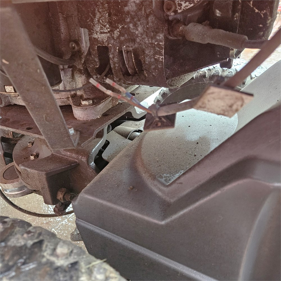 Vejapjovė Husqvarna R213C: foto 27