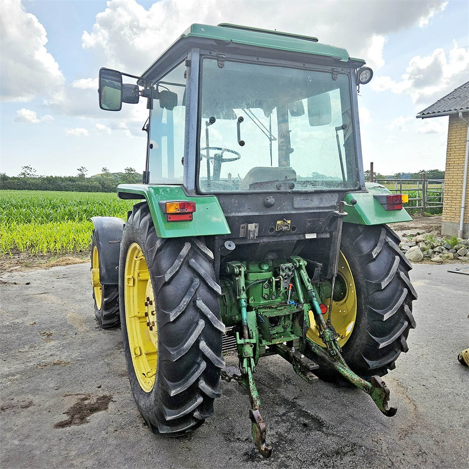 John Deere 2850 MFWD - Traktorius: foto 4 John Deere 2850 MFWD - Traktorius: foto 4