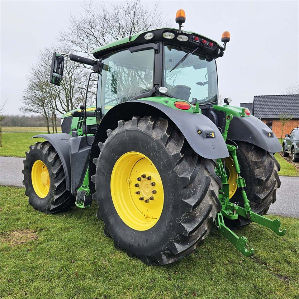 John Deere 6210 R - Traktorius: foto 5 John Deere 6210 R - Traktorius: foto 5