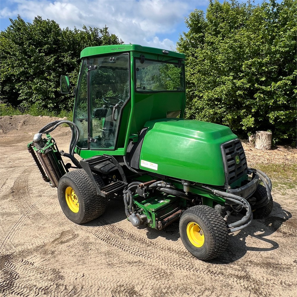 John Deere 8700 PC FM - Vejapjovė: foto 5 John Deere 8700 PC FM - Vejapjovė: foto 5