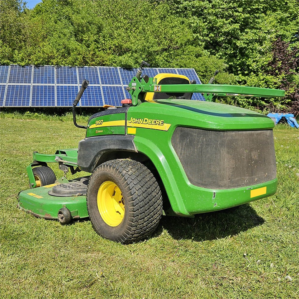 John Deere 997SC - Vejapjovė: foto 4 John Deere 997SC - Vejapjovė: foto 4