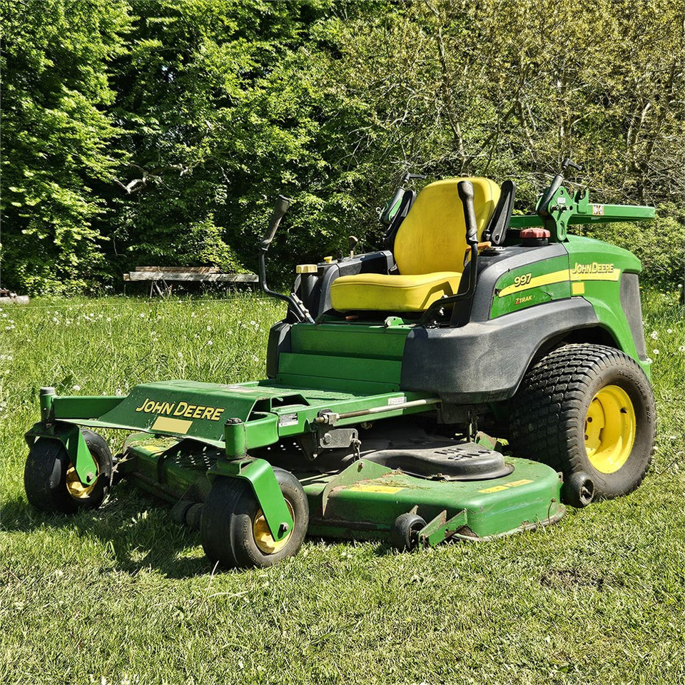 John Deere 997SC - Vejapjovė: foto 1 John Deere 997SC - Vejapjovė: foto 1