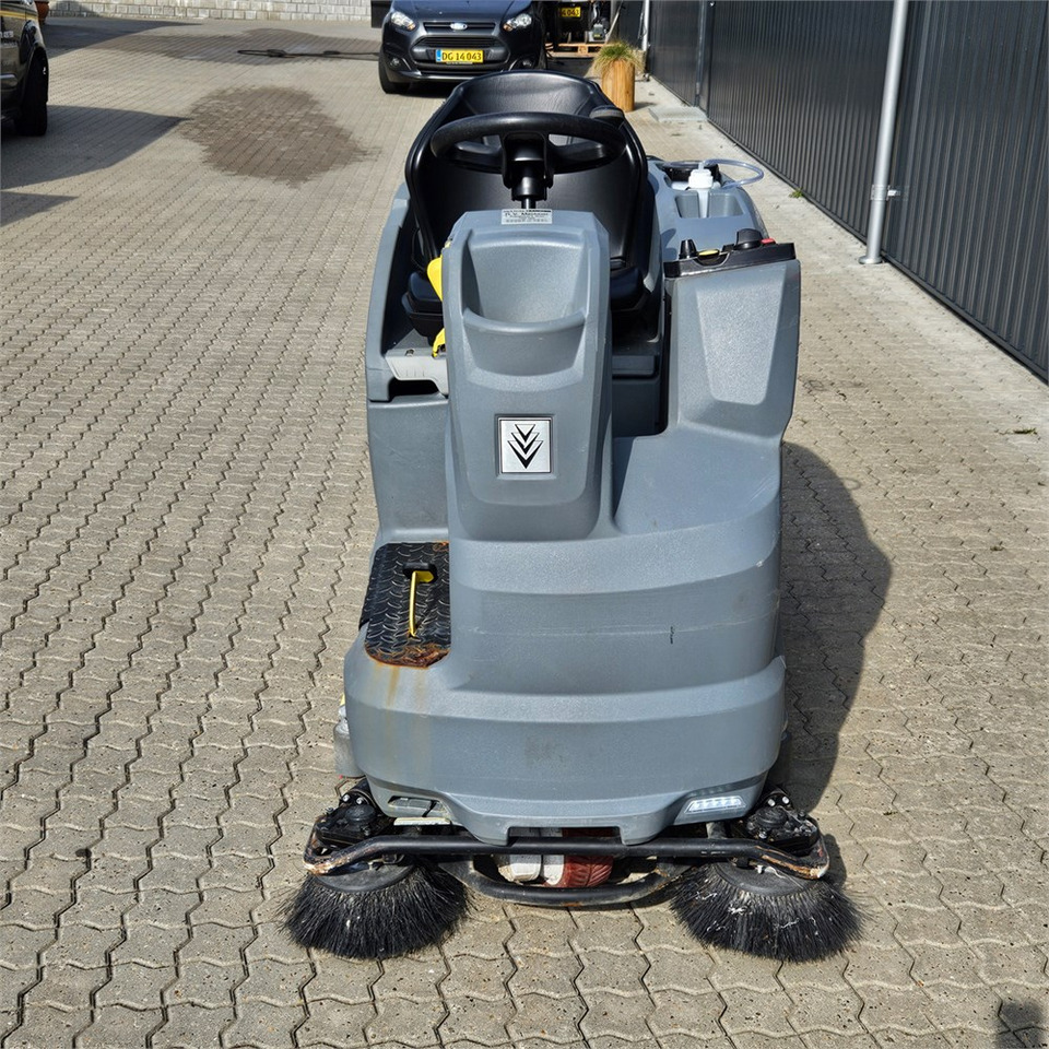 Kärcher Professional B 150R - Grindų plovimo mašina: foto 3 Kärcher Professional B 150R - Grindų plovimo mašina: foto 3
