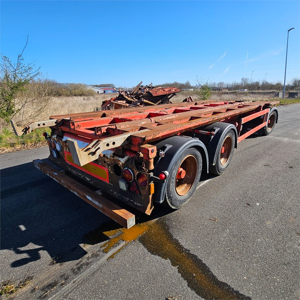 Kel-Berg T45k-2 - Kablio/ Skip loader priekaba: foto 3 Kel-Berg T45k-2 - Kablio/ Skip loader priekaba: foto 3