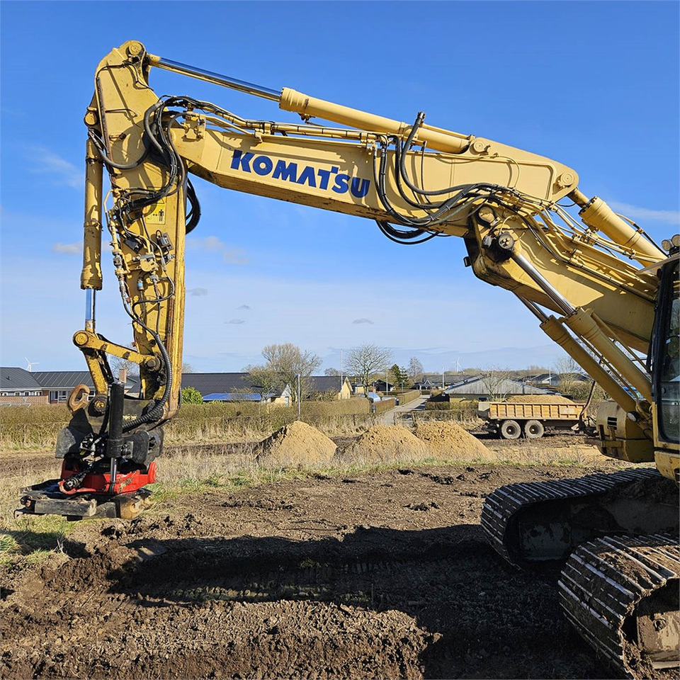 Komatsu PC210 - Vikšrinis ekskavatorius: foto 4 Komatsu PC210 - Vikšrinis ekskavatorius: foto 4