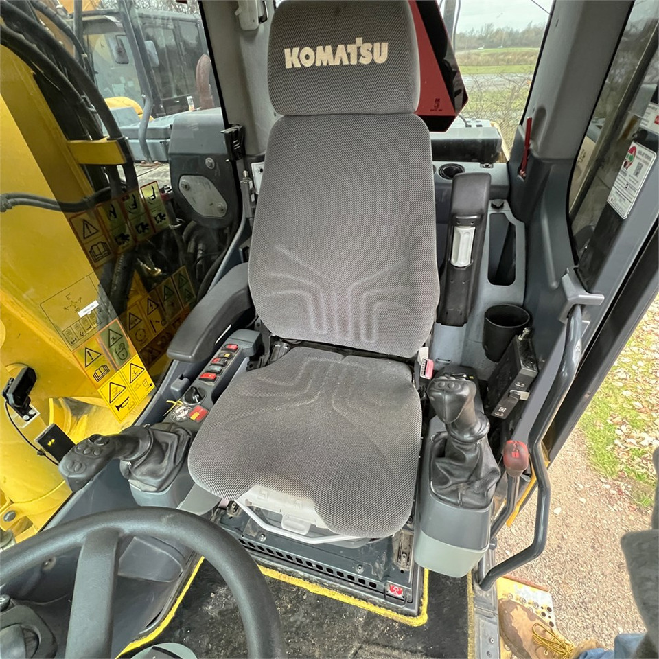 Ratinis ekskavatorius Komatsu PW148-10: foto 25