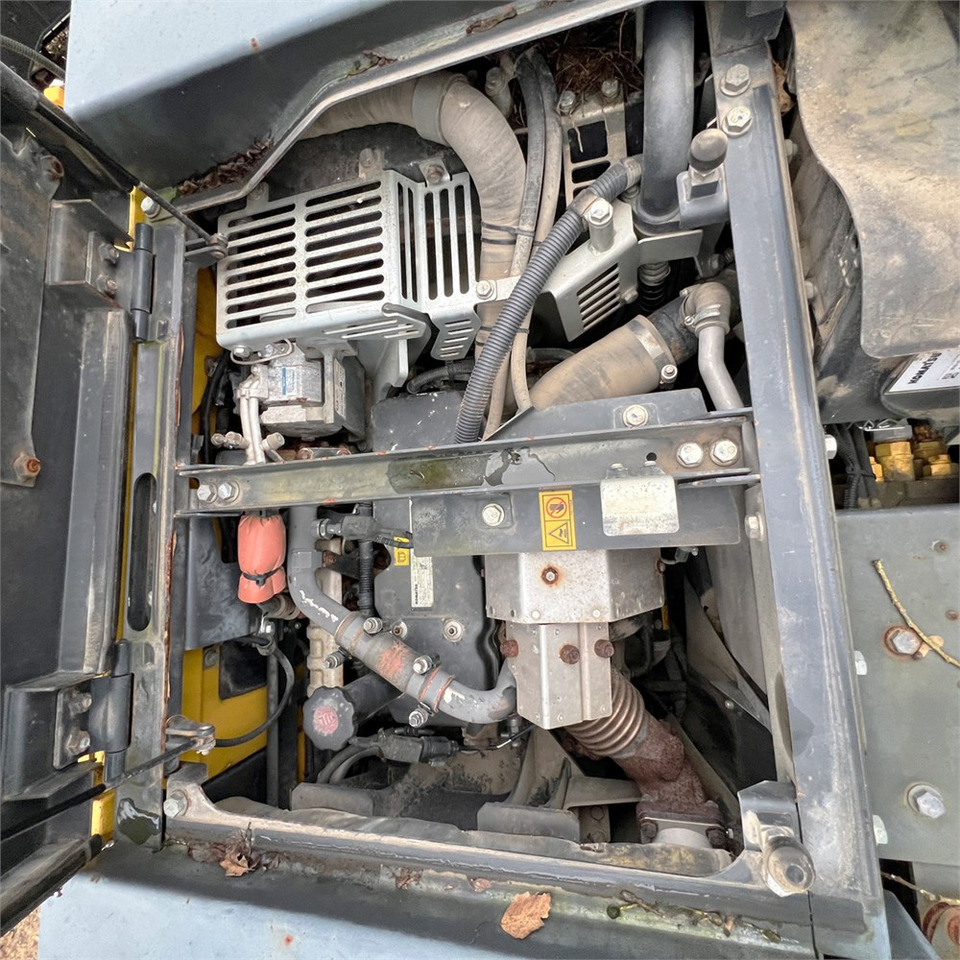 Ratinis ekskavatorius Komatsu PW148-10: foto 44