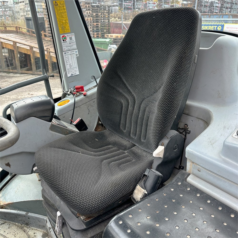 Ratinis krautuvas Kramer 380: foto 13