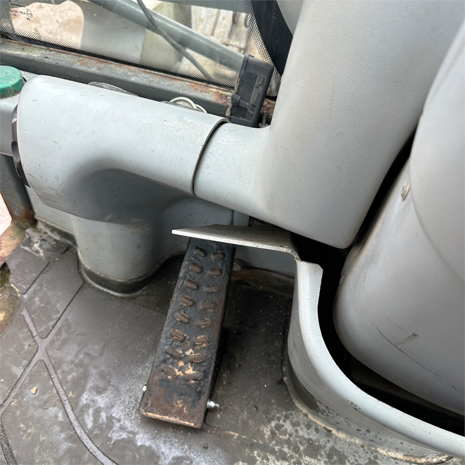 Ratinis krautuvas Kramer 380: foto 23