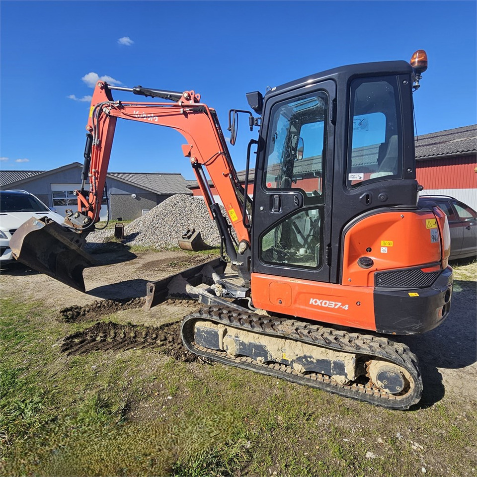 Kubota KX037-4 - Mini ekskavatorius: foto 2 Kubota KX037-4 - Mini ekskavatorius: foto 2