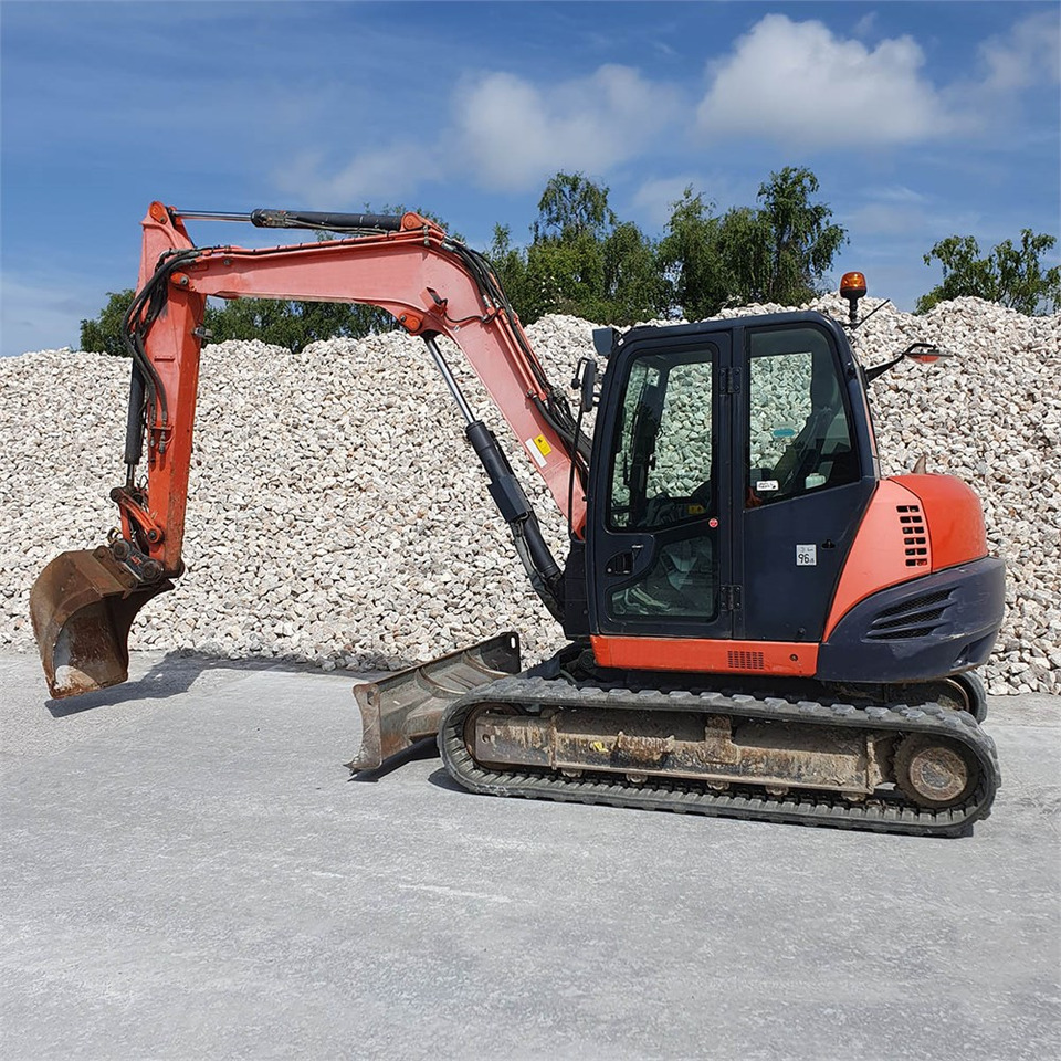 Kubota Kubota KX080-4 - Mini ekskavatorius: foto 1 Kubota Kubota KX080-4 - Mini ekskavatorius: foto 1